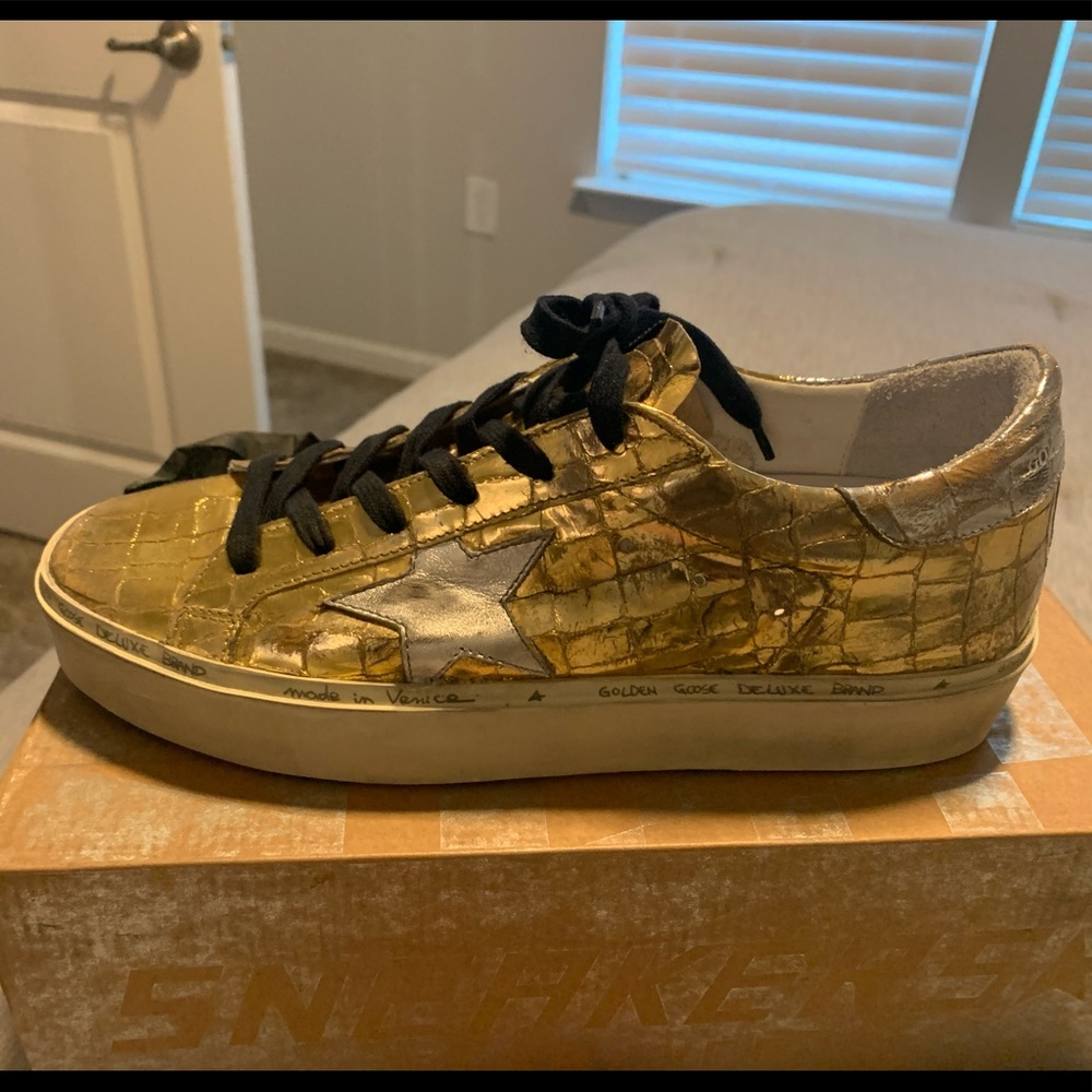 Golden Goose Sneakers